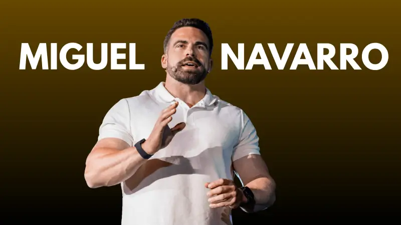 MIGUEL NAVARRO PROYECTO SUPERHOMBRE